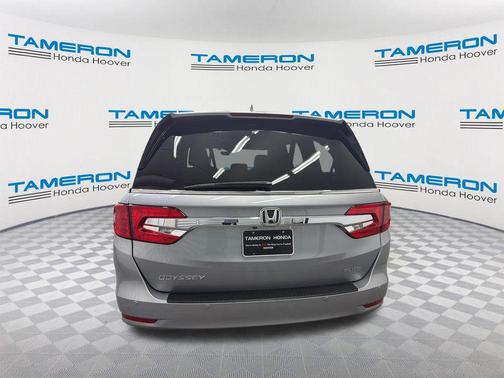 Lunar Silver Metallic 2018 Honda Odyssey Elite