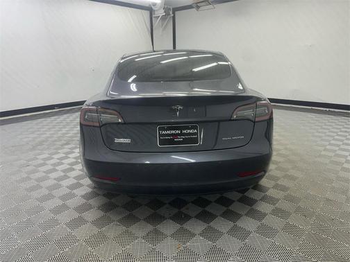 2019 Tesla Model 3 Long Range