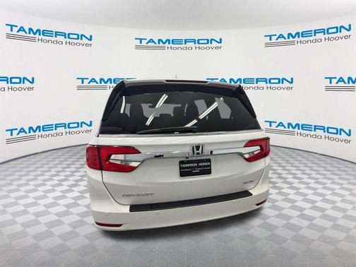 Platinum White Pearl 2020 Honda Odyssey Elite