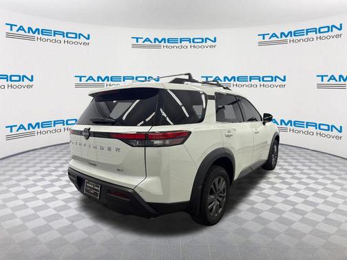 2024 Nissan Pathfinder SV FWD