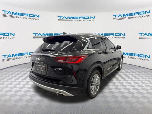 2023 INFINITI QX50 LUXE