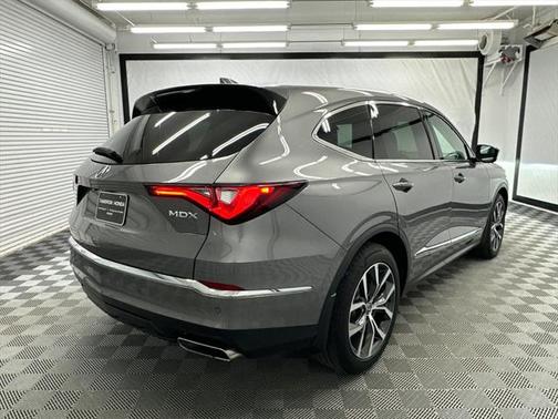 2022 Acura MDX Technology Package