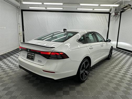 2025 Honda Accord Hybrid Base