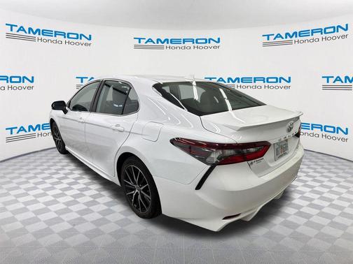 Ice Cap 2024 Toyota Camry SE