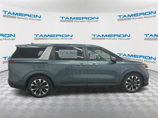 2024 Kia Carnival EX