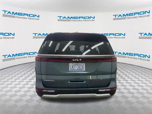 2024 Kia Carnival EX