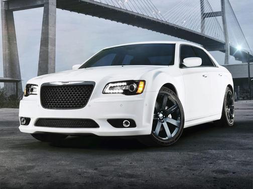 2013 Chrysler 300 SRT8