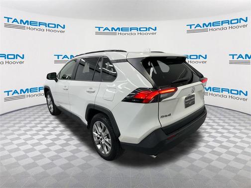 2020 Toyota RAV4 XLE Premium