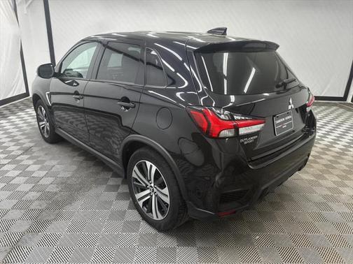 2023 Mitsubishi Outlander Sport SE