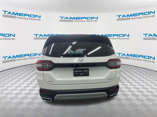 2023 Honda Pilot AWD Elite