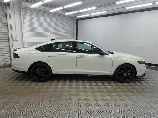 2025 Honda Accord Hybrid Base