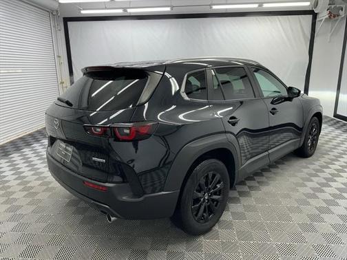 2023 Mazda CX-50 2.5 S Preferred Plus