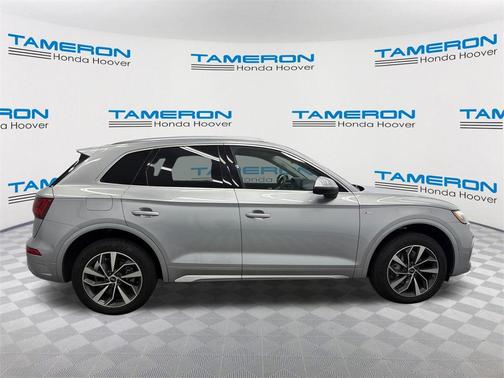 2022 Audi Q5 45 S line Premium Plus