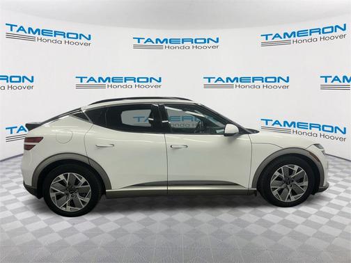 2024 Genesis GV60 Standard RWD