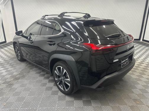 2022 Lexus UX 200 Base
