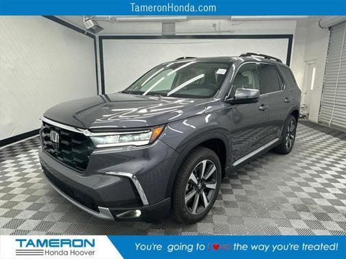 2025 Honda Pilot Touring 8-Passenger