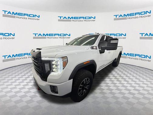 Summit White 2021 GMC Sierra 2500 AT4
