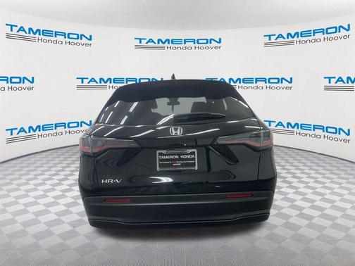 Crystal Black Pearl 2026 Honda HR-V LX