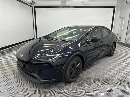 2024 Toyota Prius LE