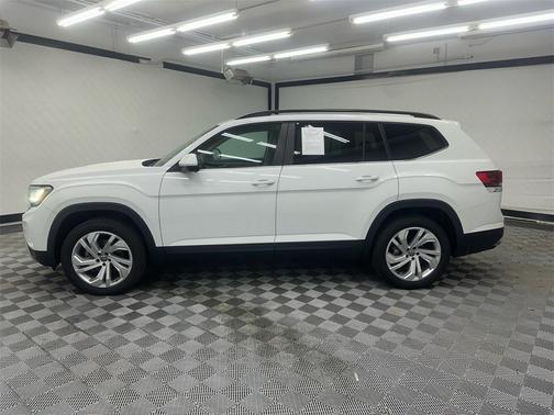 2021 Volkswagen Atlas 3.6L SE w/Technology
