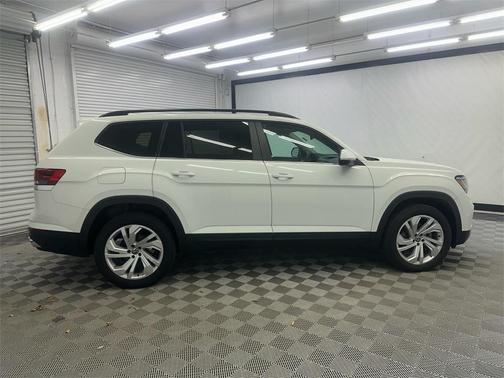 2021 Volkswagen Atlas 3.6L SE w/Technology