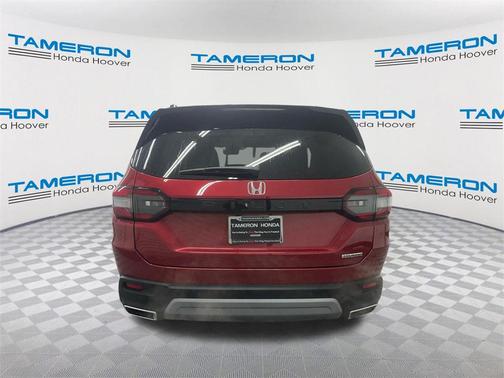 2025 Honda Pilot Touring 8-Passenger