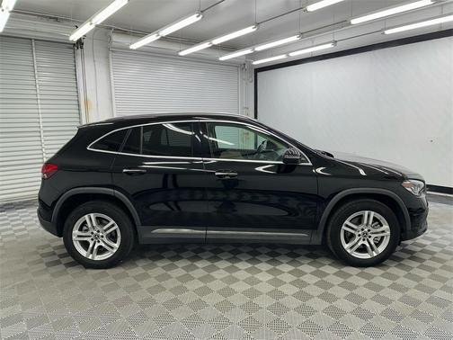 2021 Mercedes-Benz GLA 250 Base 4MATIC