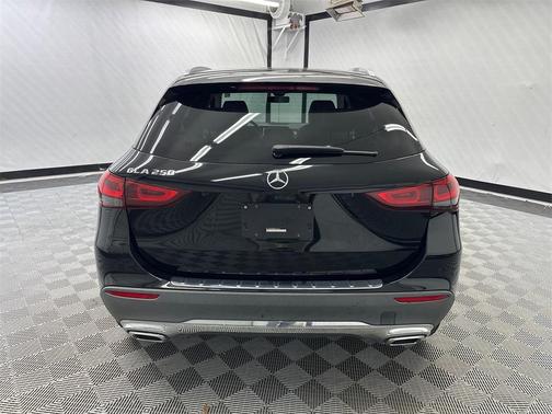 2021 Mercedes-Benz GLA 250 Base 4MATIC