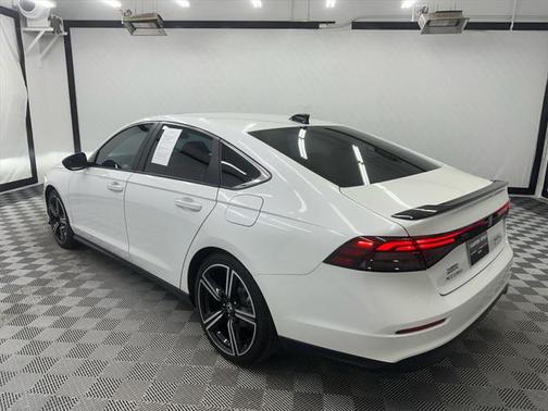 2024 Honda Accord Hybrid Base