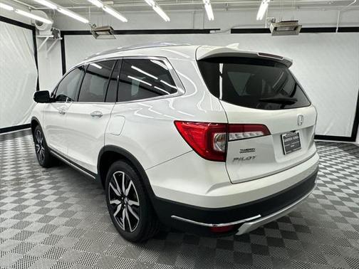 2019 Honda Pilot Touring 8-Passenger