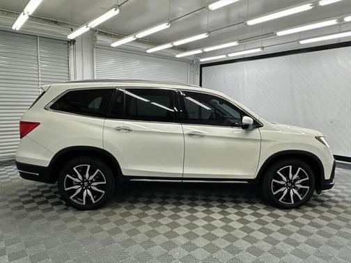 2019 Honda Pilot Touring 8-Passenger