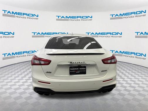Bianco 2019 Maserati Ghibli S Q4 GranSport