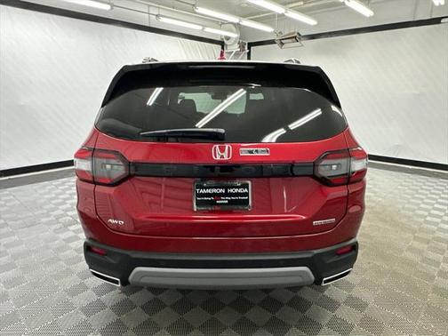 2025 Honda Pilot Touring 8-Passenger
