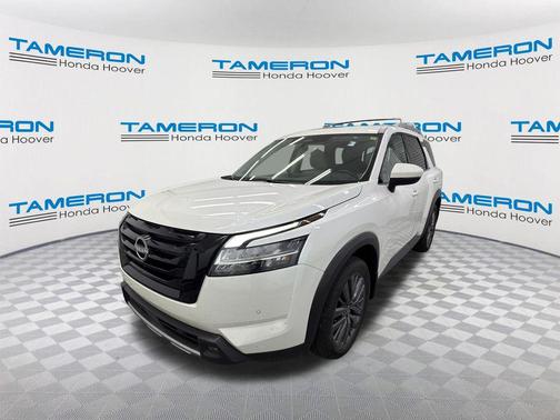 2023 Nissan Pathfinder SL FWD