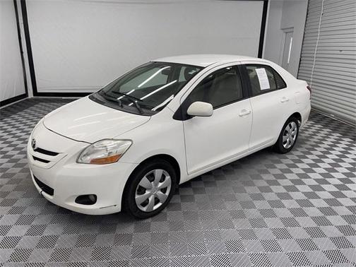 Photo 1 of 15 of 2007 Toyota Yaris Base