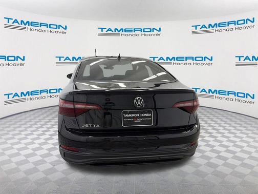 Deep Black 2024 Volkswagen Jetta 1.5T Sport