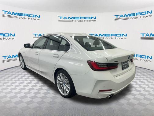 2024 BMW 330e xDrive