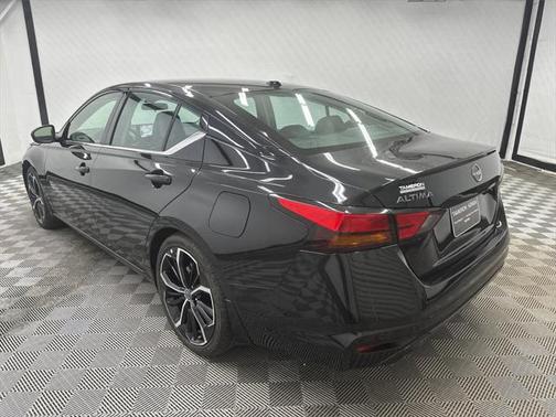 2024 Nissan Altima SR FWD