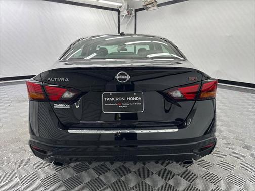 2023 Nissan Altima SR FWD