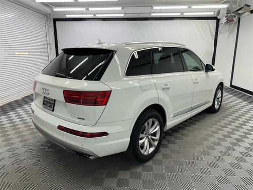2018 Audi Q7 2.0T Premium Plus