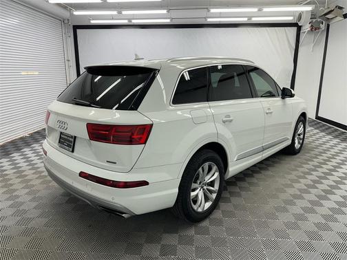 2018 Audi Q7 2.0T Premium Plus