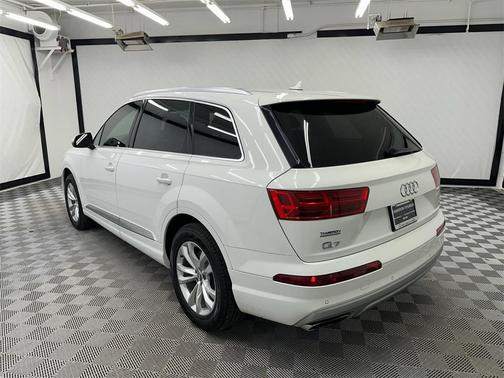 2018 Audi Q7 2.0T Premium Plus