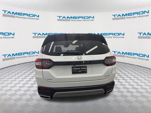 Platinum White Pearl 2024 Honda Pilot Elite