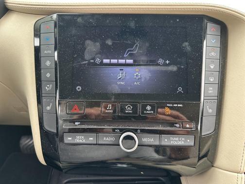 Lunar White 2022 INFINITI QX50 Luxe