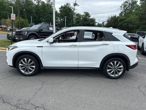 Lunar White 2022 INFINITI QX50 Luxe