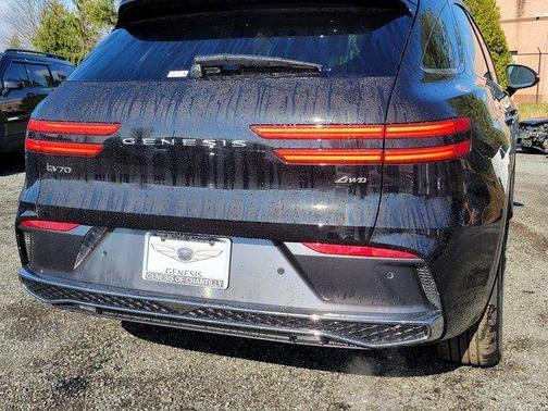 Black 2026 Genesis GV70 2.5T Select