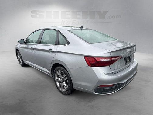 Pyrite Silver Metallic 2023 Volkswagen Jetta 1.5T SE