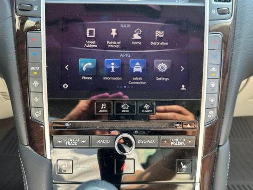 Black Obsidian 2014 INFINITI Q50 Sport