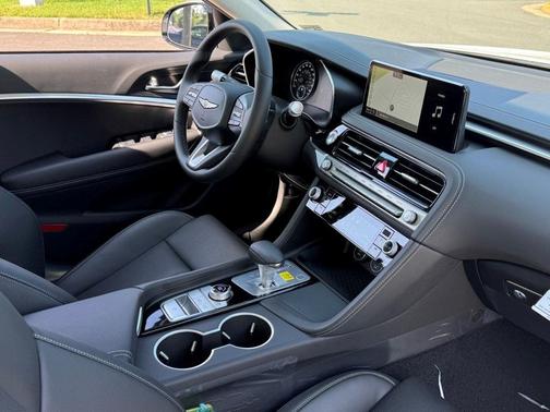 2026 Genesis G70