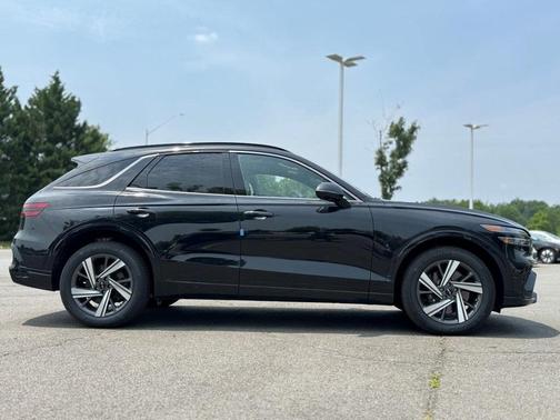 2026 Genesis GV70 3.5T Sport Advanced
